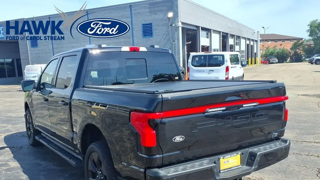2025 Ford F-150 Lightning Platinum