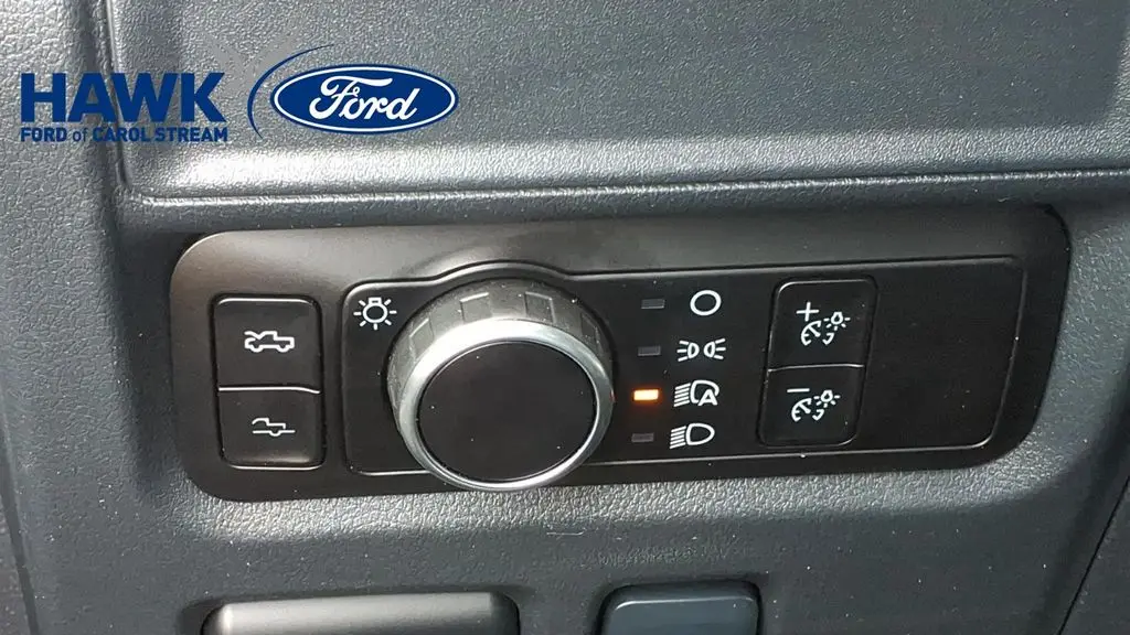 2025 Ford F-150 Lightning Platinum