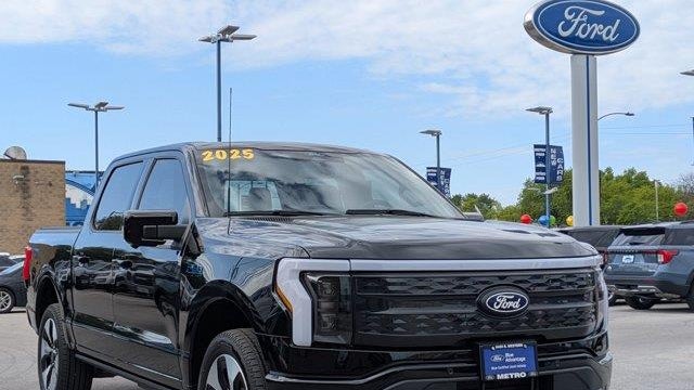2025 Ford F-150 Lightning Platinum
