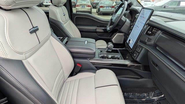 2025 Ford F-150 Lightning Platinum