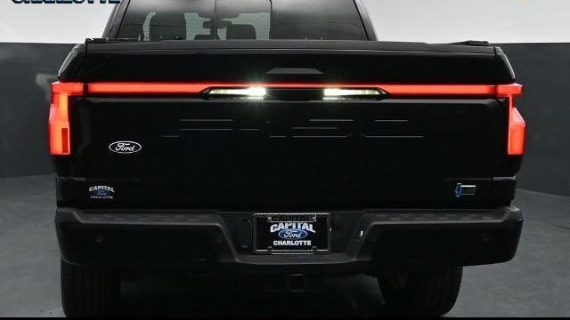 2025 Ford F-150 Lightning Platinum