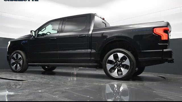 2025 Ford F-150 Lightning Platinum