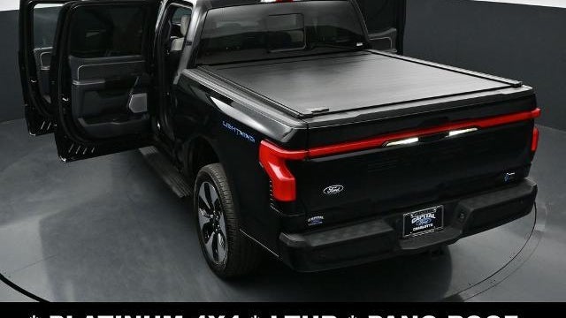 2025 Ford F-150 Lightning Platinum