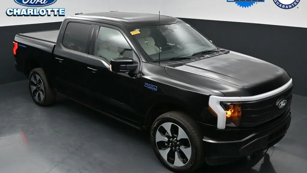 2025 Ford F-150 Lightning Platinum