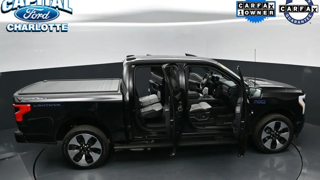 2025 Ford F-150 Lightning Platinum