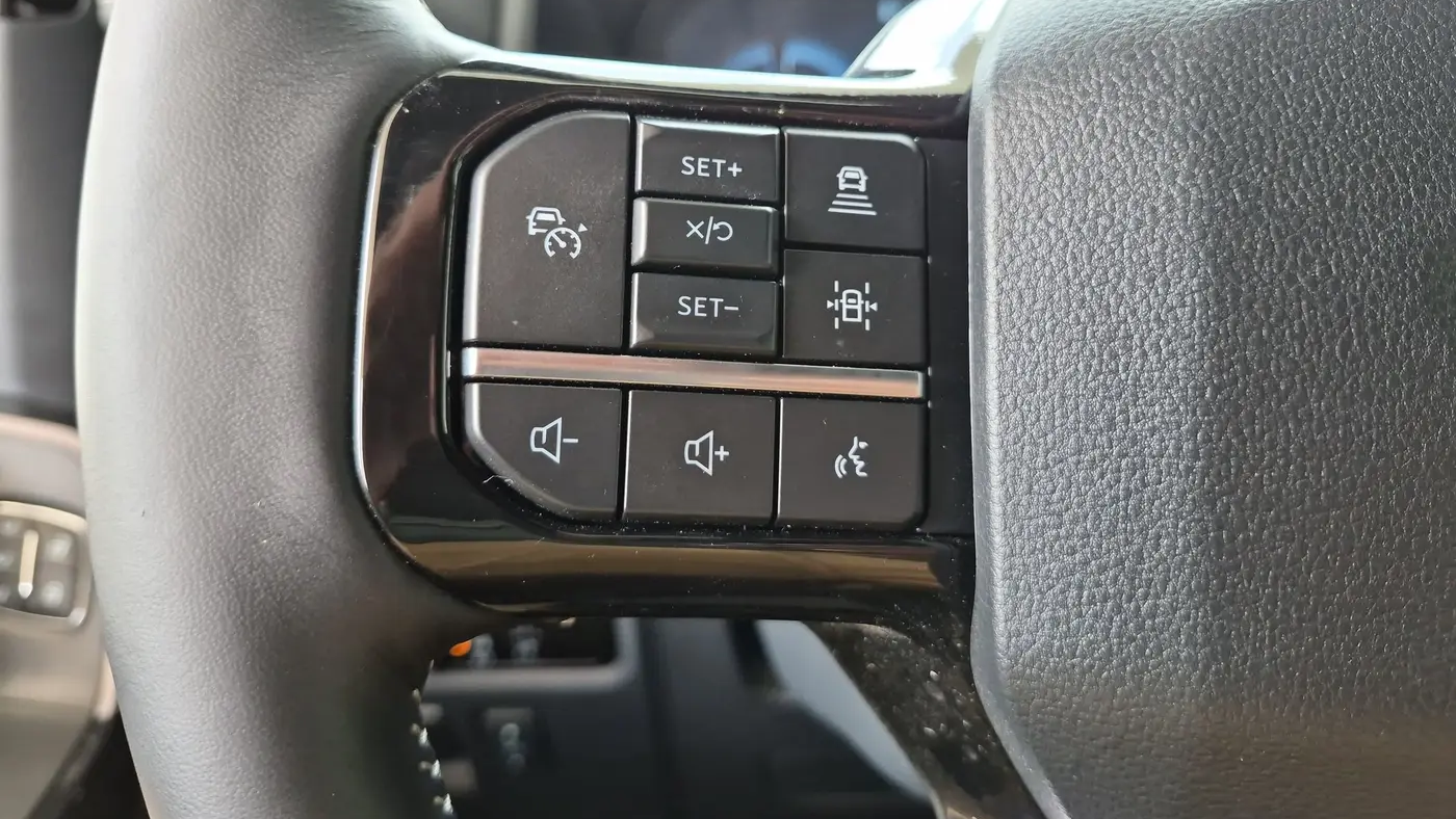2025 Ford F-150 Lightning Platinum