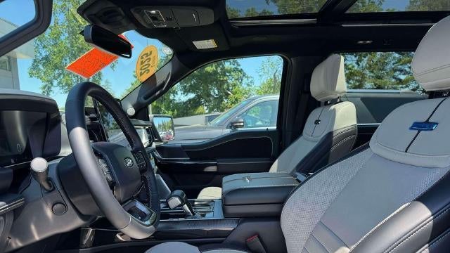 2025 Ford F-150 Lightning Platinum
