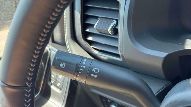 2025 Ford F-150 Lightning Platinum