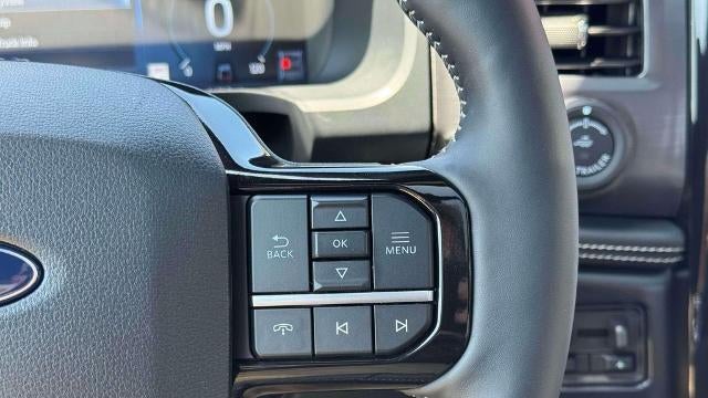 2025 Ford F-150 Lightning Platinum