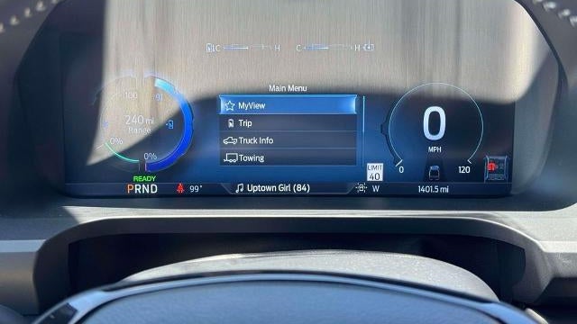2025 Ford F-150 Lightning Platinum