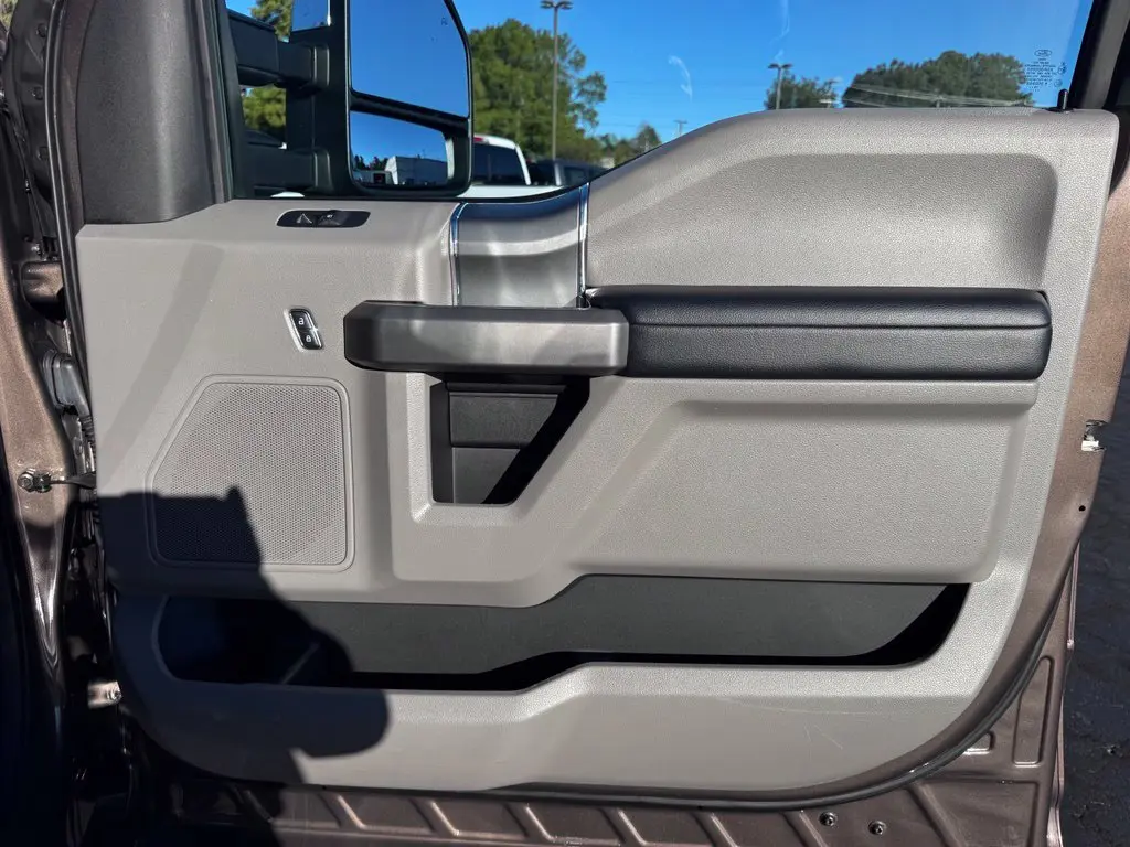2017 Ford F-250 - $24,000