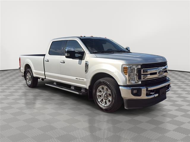 2019 Ford F-250 - $24,895