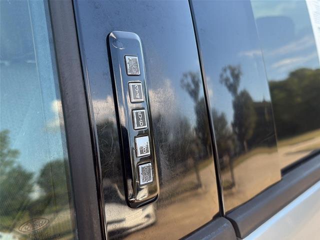 2019 Ford F-250 - $24,895