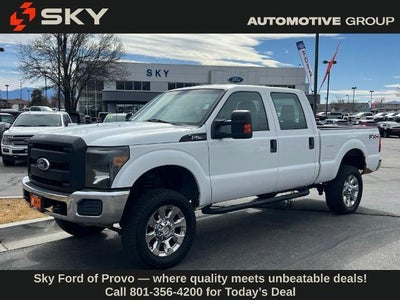 2011 Ford F-250 Super Duty 4X4 XL 4DR Crew Cab 6.8 FT. SB Pickup