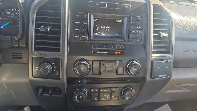 2017 Ford F-250 Super Duty XLT