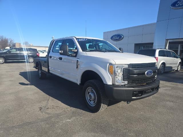 2017 Ford F-250 - $28,895