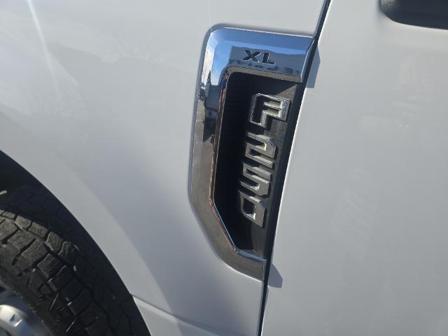 2017 Ford F-250 - $28,895