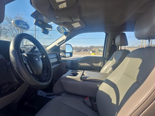 2017 Ford F-250 - $28,895