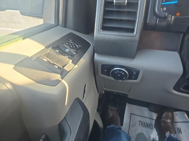 2017 Ford F-250 - $28,895