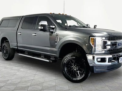 2018 Ford F-250 Super Duty 4X4 XLT 4DR Crew Cab 6.8 FT. SB Pickup
