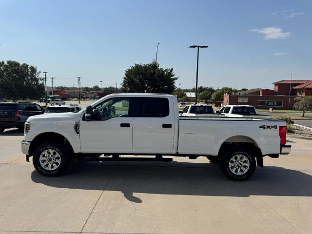 2019 Ford F-250 - $25,895