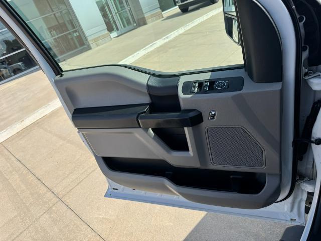2019 Ford F-250 - $25,895