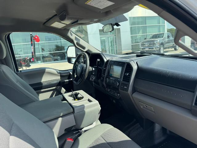 2019 Ford F-250 - $25,895