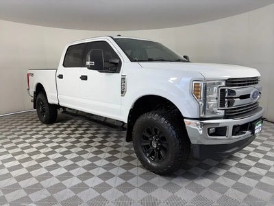 2019 Ford F-250 Super Duty 4X4 XLT 4DR Crew Cab 6.8 FT. SB Pickup