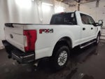 2017 F-250 Super Duty Thumbnail 3