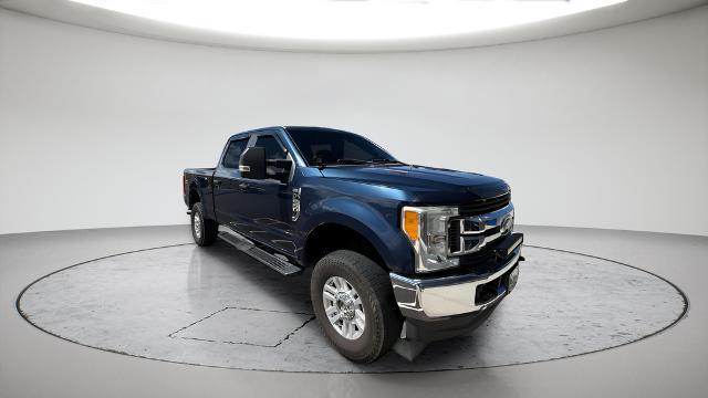 2017 Ford F-250 - $27,995