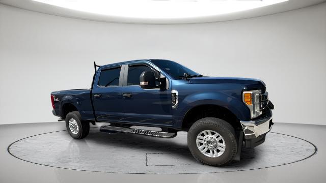 2017 Ford F-250 - $27,995
