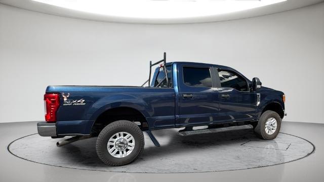 2017 Ford F-250 - $27,995