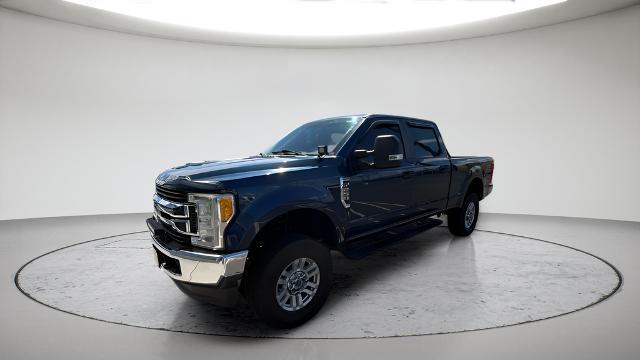 2017 Ford F-250 - $27,995