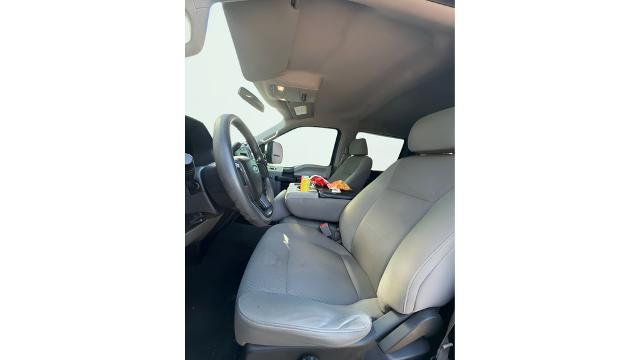 2017 Ford F-250 - $27,995