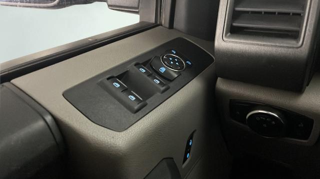 2017 Ford F-250 - $27,995