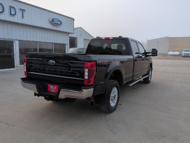 2022 Ford F-250 - $37,975