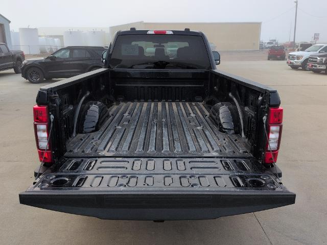 2022 Ford F-250 - $37,975