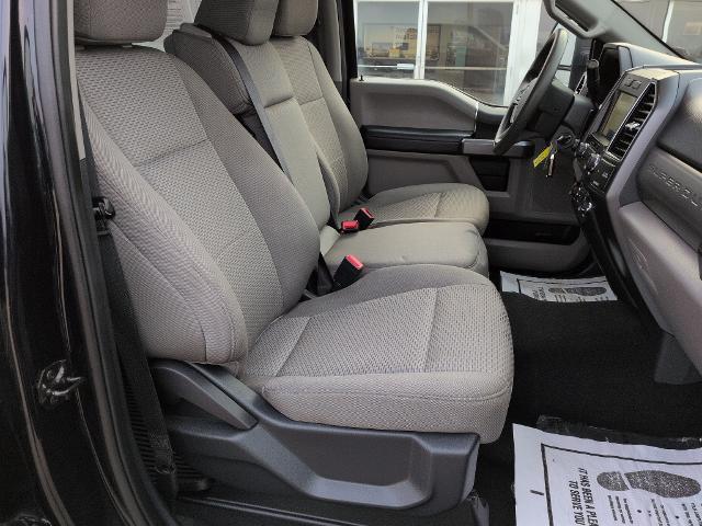 2022 Ford F-250 - $37,975