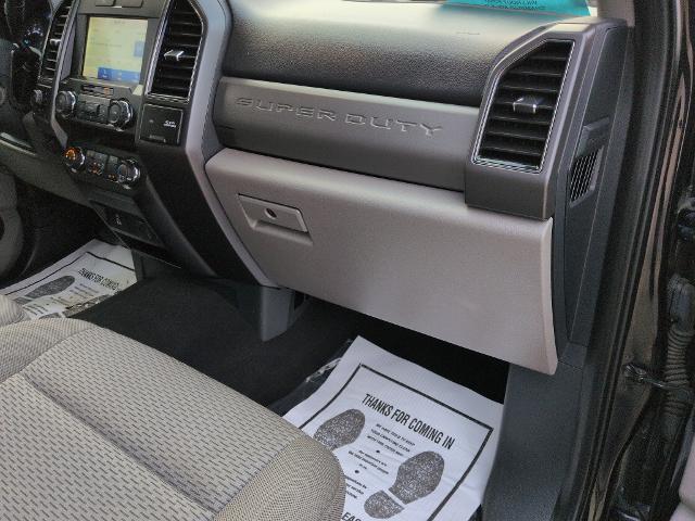 2022 Ford F-250 - $37,975