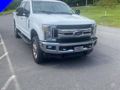 2017 Ford F-250 Super Duty 4X4 King Ranch 4DR Crew Cab 6.8 FT. SB Pickup