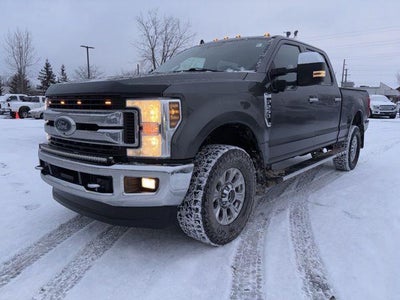 2019 Ford F-250 Super Duty 4X4 XLT 4DR Crew Cab 8 FT. LB Pickup