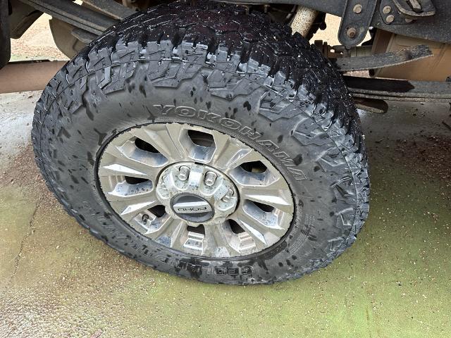 2017 Ford F-250 - $17,900