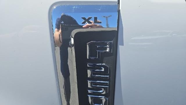 2022 Ford F-250 Super Duty XL