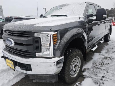 2019 Ford F-250 Super Duty 4X4 XL 4DR Crew Cab 8 FT. LB Pickup