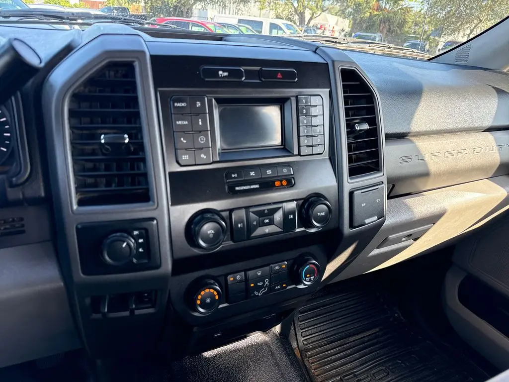 2020 Ford F-250 - $24,900