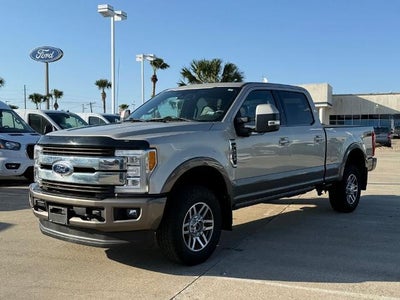 2018 Ford F-250 Super Duty 4X4 Lariat 4DR Crew Cab 6.8 FT. SB Pickup