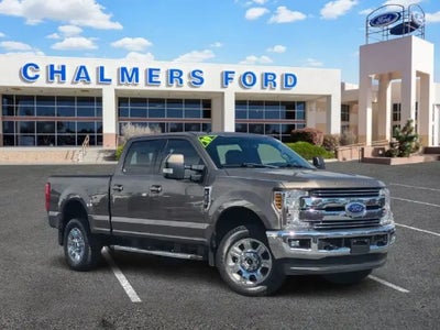 2019 Ford F-250 Super Duty 4X4 Lariat 4DR Crew Cab 6.8 FT. SB Pickup
