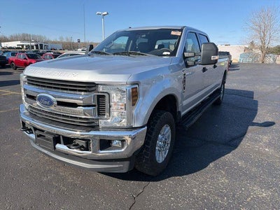2019 Ford F-250 Super Duty 4X4 XLT 4DR Crew Cab 6.8 FT. SB Pickup