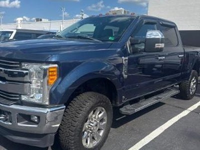 2017 Ford F-250 Super Duty 4X4 Lariat 4DR Crew Cab 6.8 FT. SB Pickup