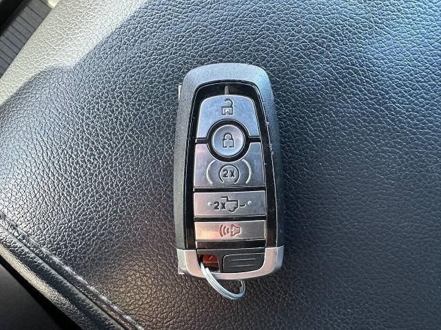 2022 Ford F-250 - $43,900